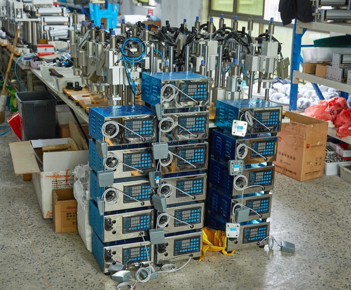 liquid filling machine