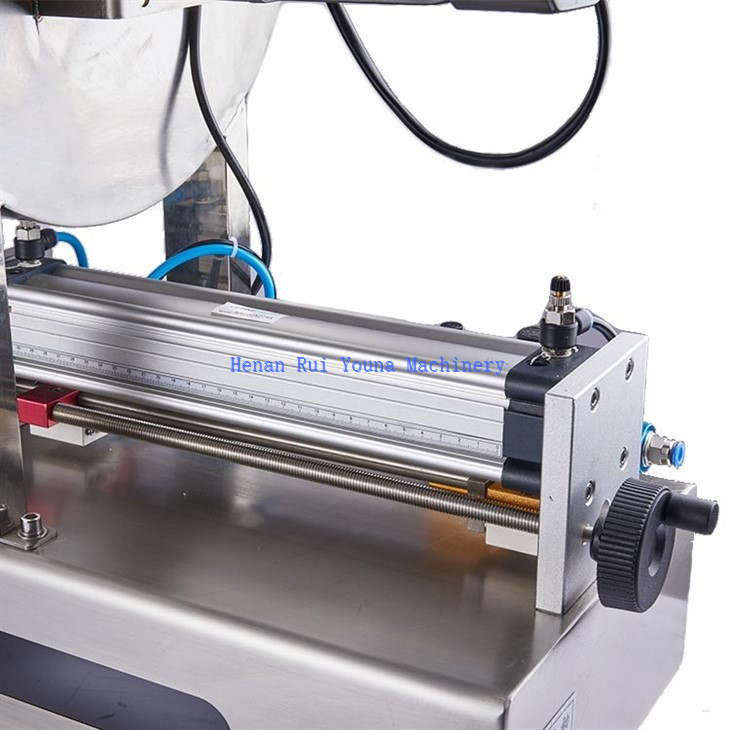 semo auto ketchup filling machine (6)